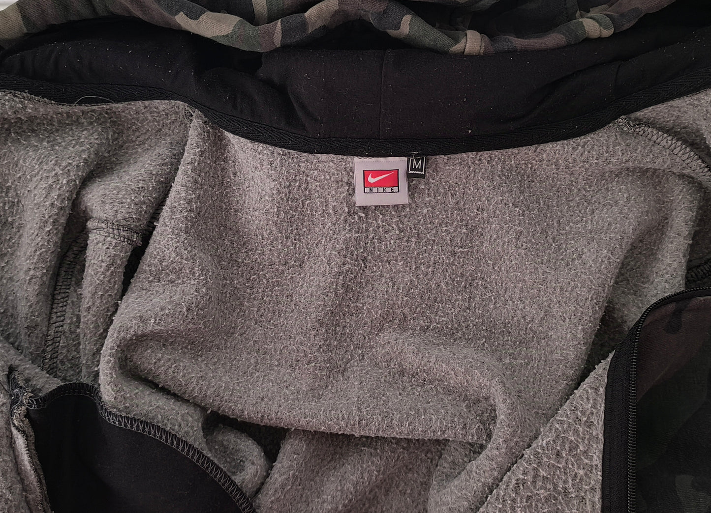 Sudadera con cremallera Nike camuflaje