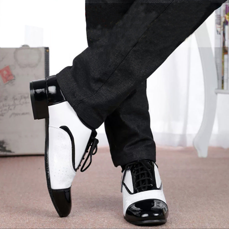 Zapatos de cuero en blanco y negro, para baile
